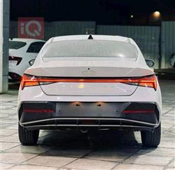 هیوندای ئەلەنترا